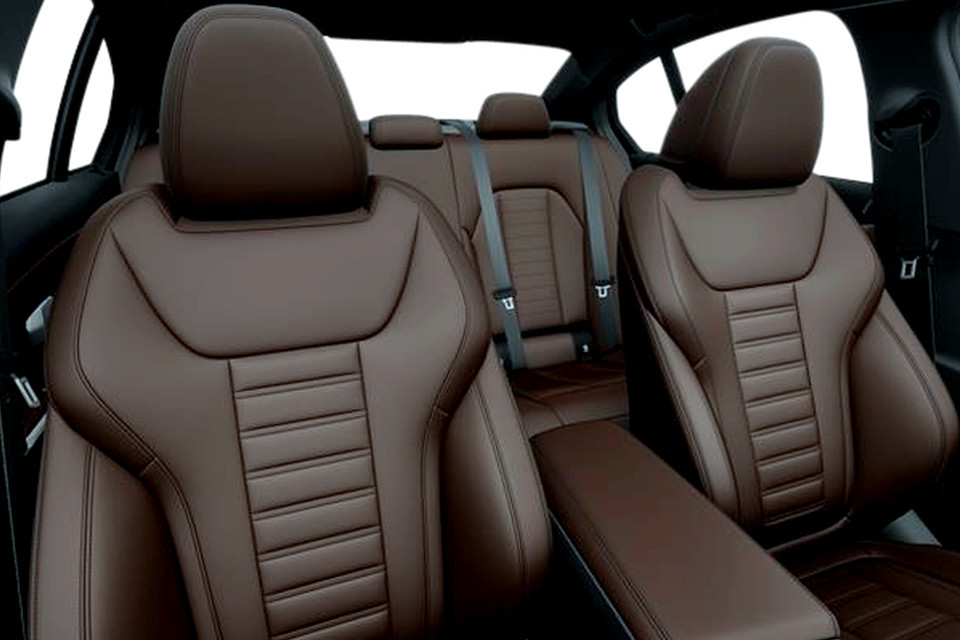 2026 BMW 3 Series - Image 11