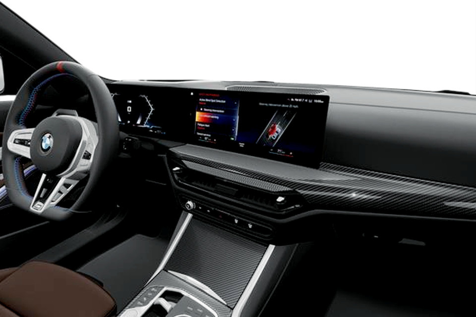 2026 BMW 3 Series - Image 13