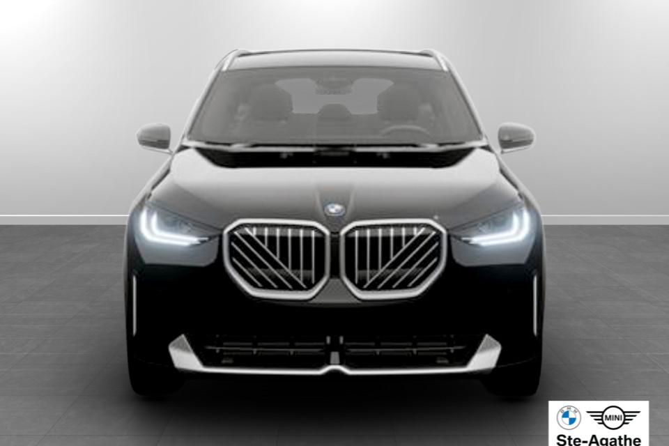 2026 BMW X3 - Image 3