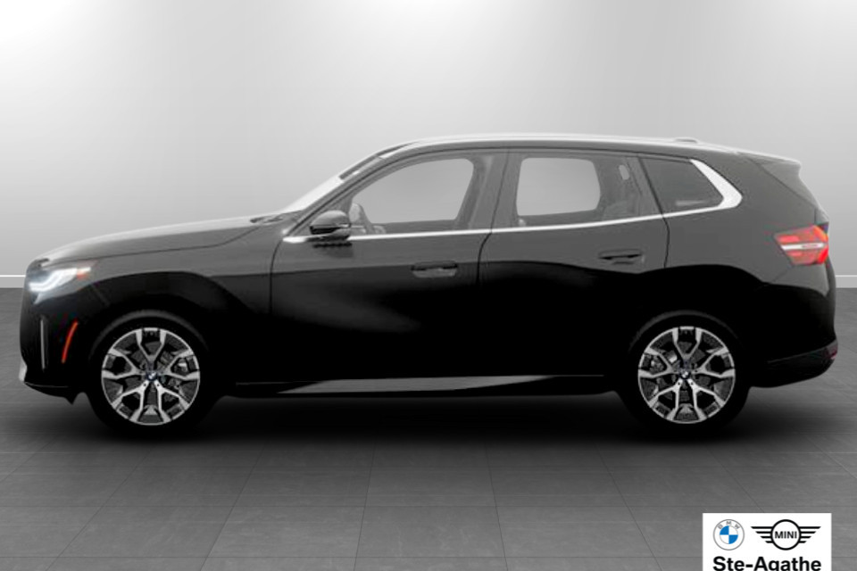 2026 BMW X3 - Image 4