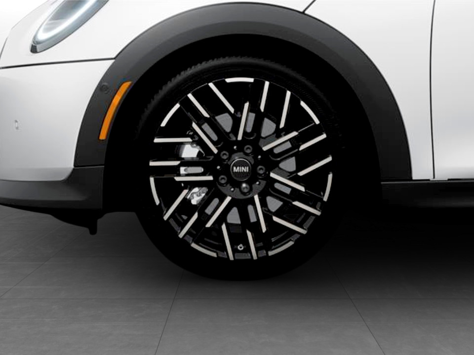 2026 MINI 5 Door - Image 7