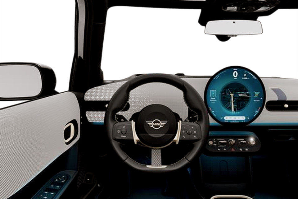 2026 MINI 5 Door - Image 13