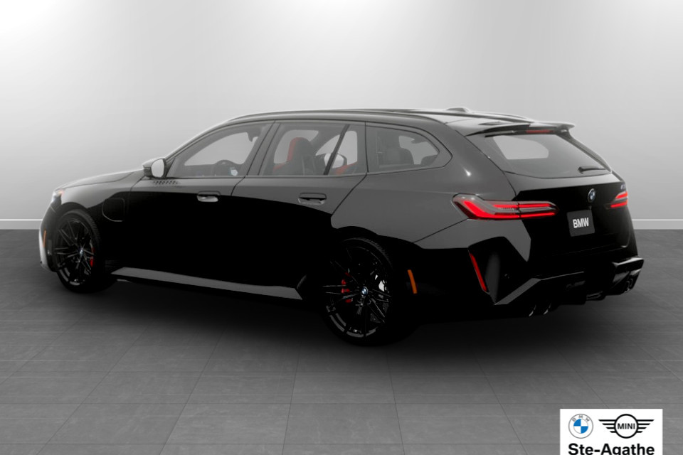 2027 BMW M5 - Image 2
