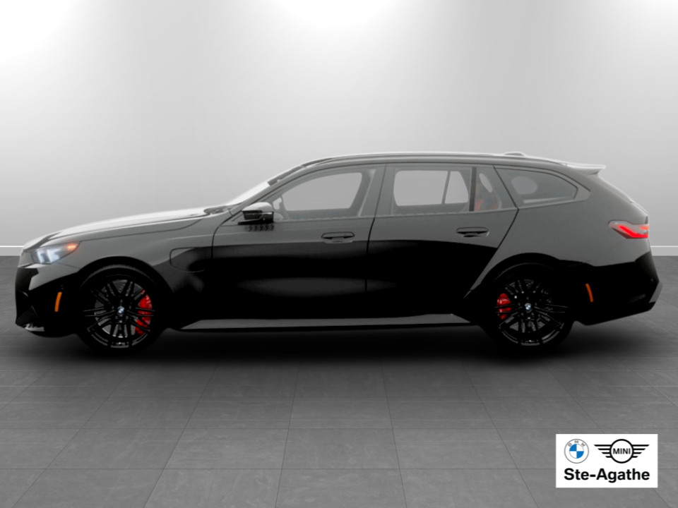 2027 BMW M5 - Image 4