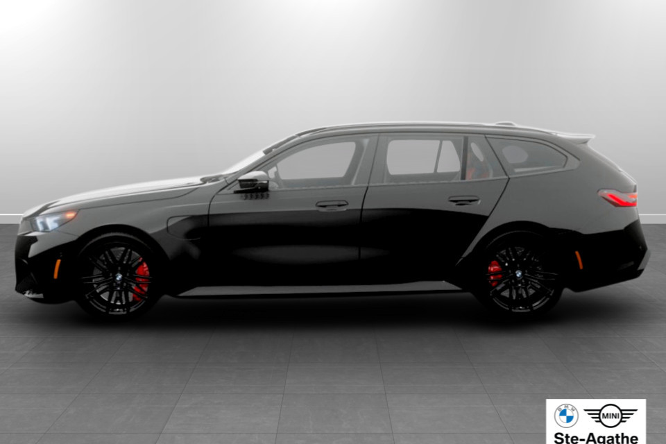 2027 BMW M5 - Image 4
