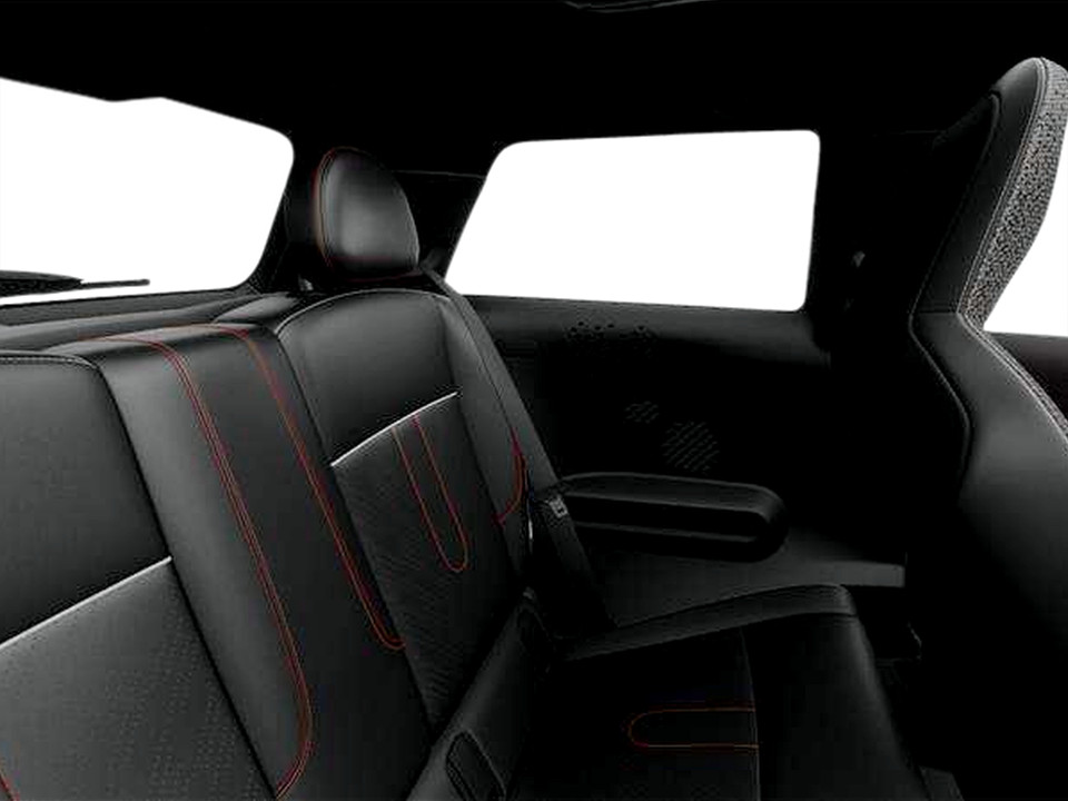2026 MINI 3 Door - Image 4
