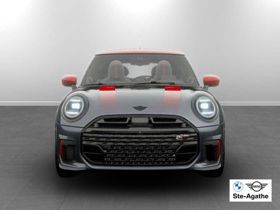 2026 MINI 3 Door - Image 8