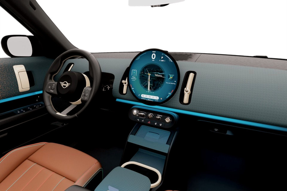 2027 MINI Countryman - Image 14