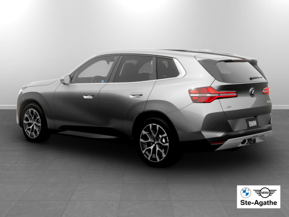 2026 BMW X3 - Image 2