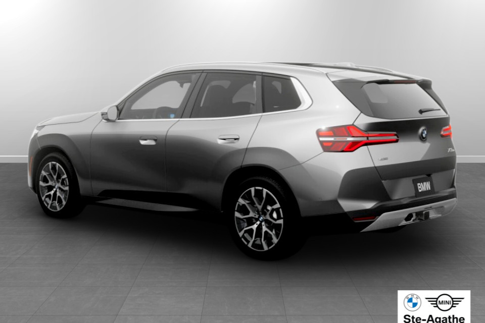 2026 BMW X3 - Image 2