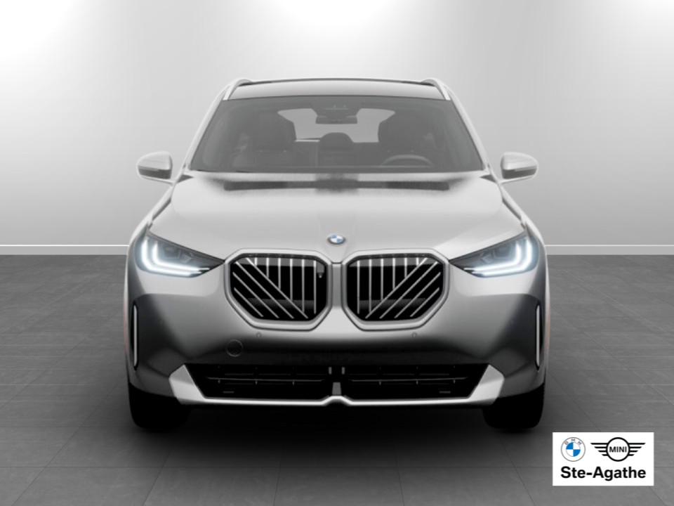 2026 BMW X3 - Image 3