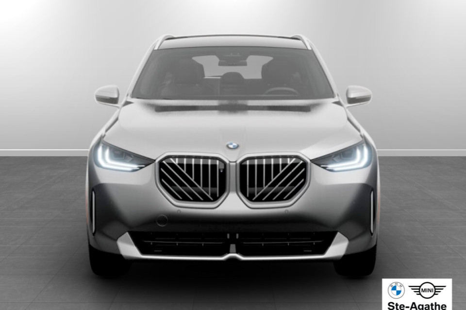 2026 BMW X3 - Image 3