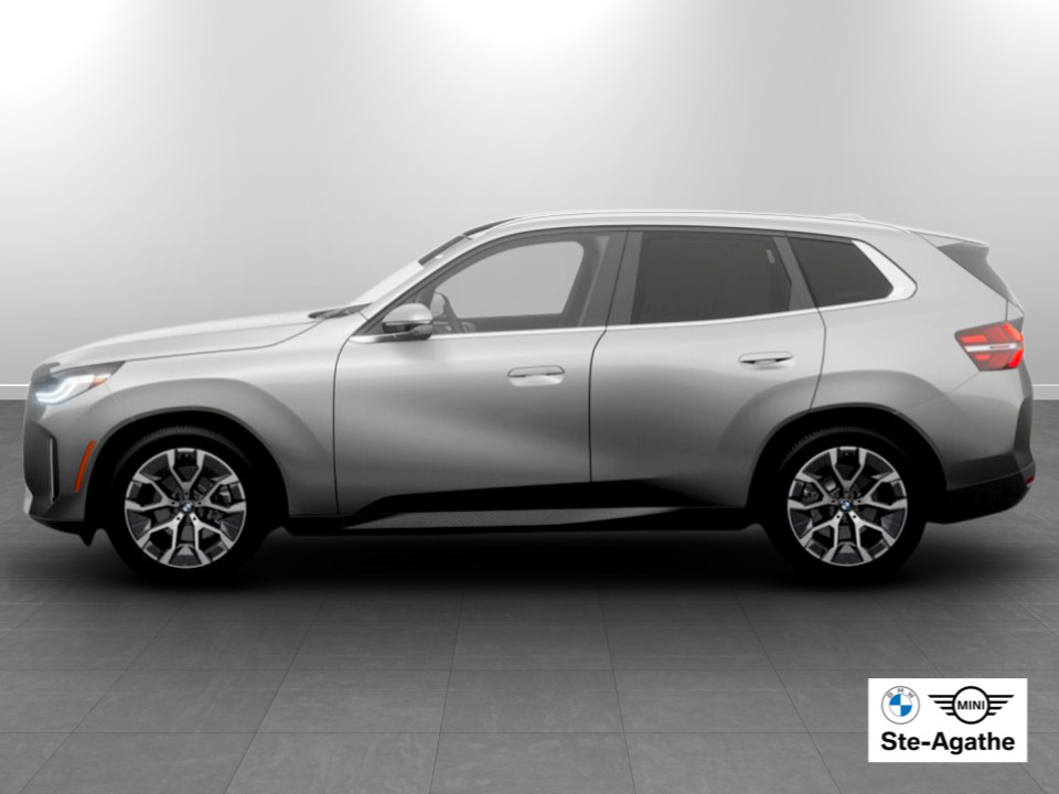 2026 BMW X3 - Image 4