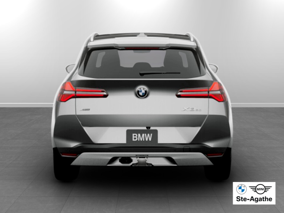 2026 BMW X3 - Image 5