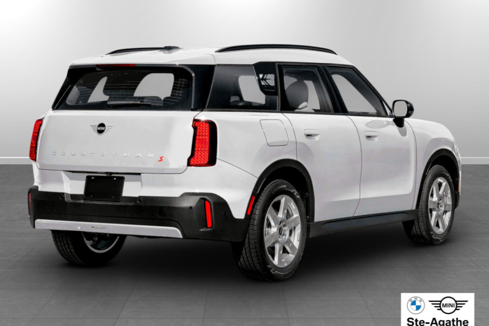 2027 MINI Countryman - Image 2