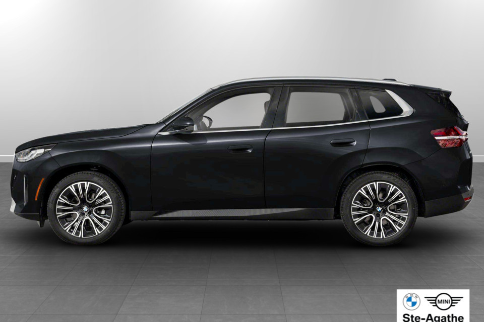 2026 BMW X3 - Image 3