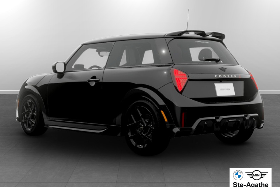 2026 MINI 3 Door - Image 2