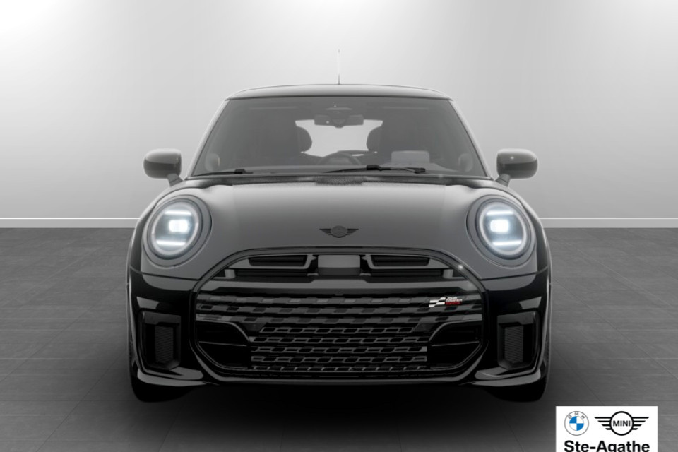 2026 MINI 3 Door - Image 4