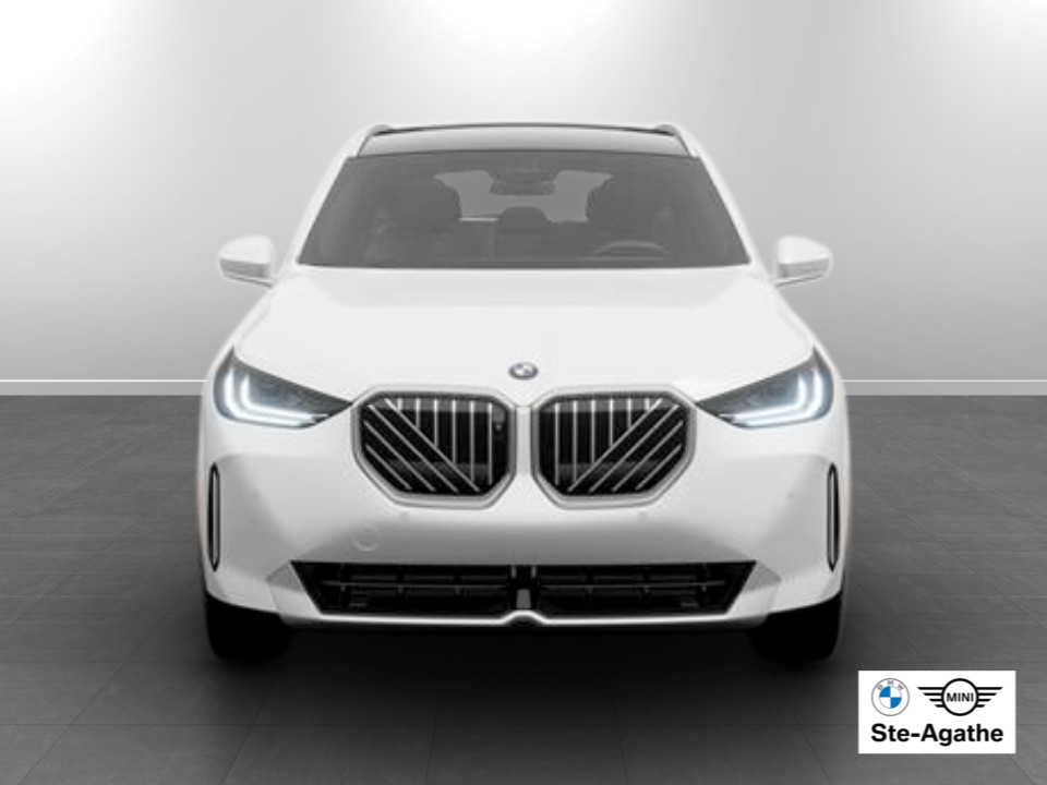 2026 BMW X3 - Image 3