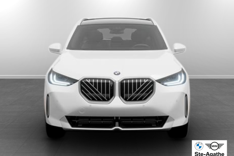 2026 BMW X3 - Image 3