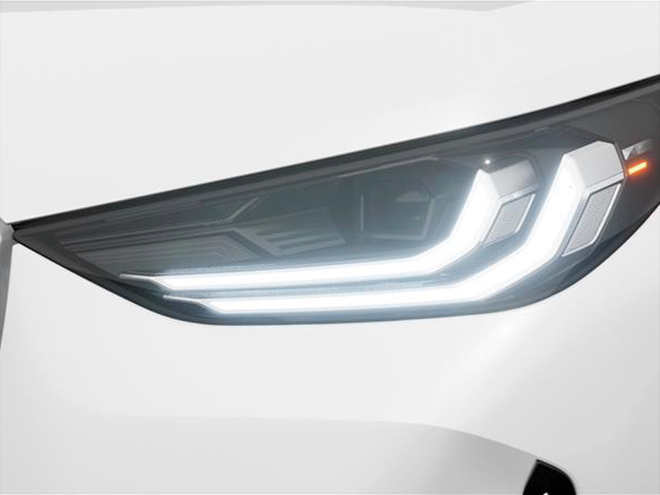 2026 BMW X3 - Image 5