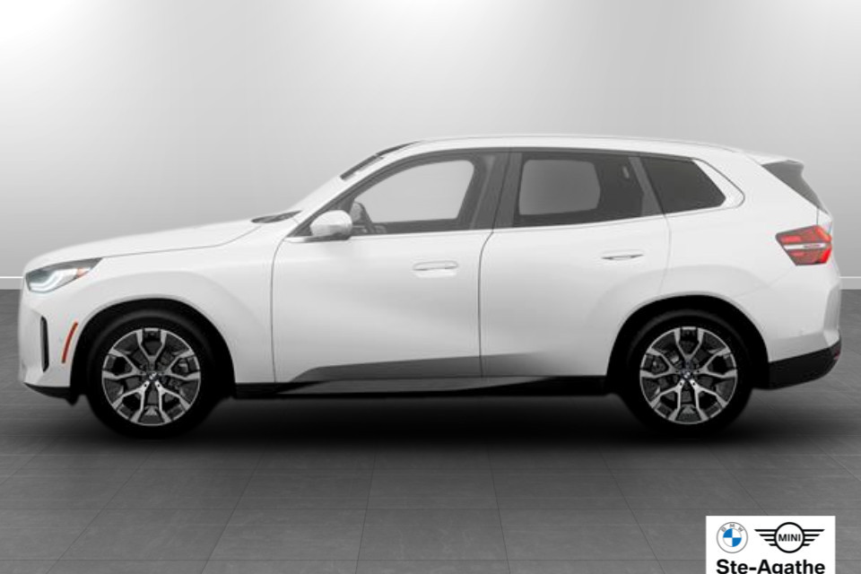 2026 BMW X3 - Image 6