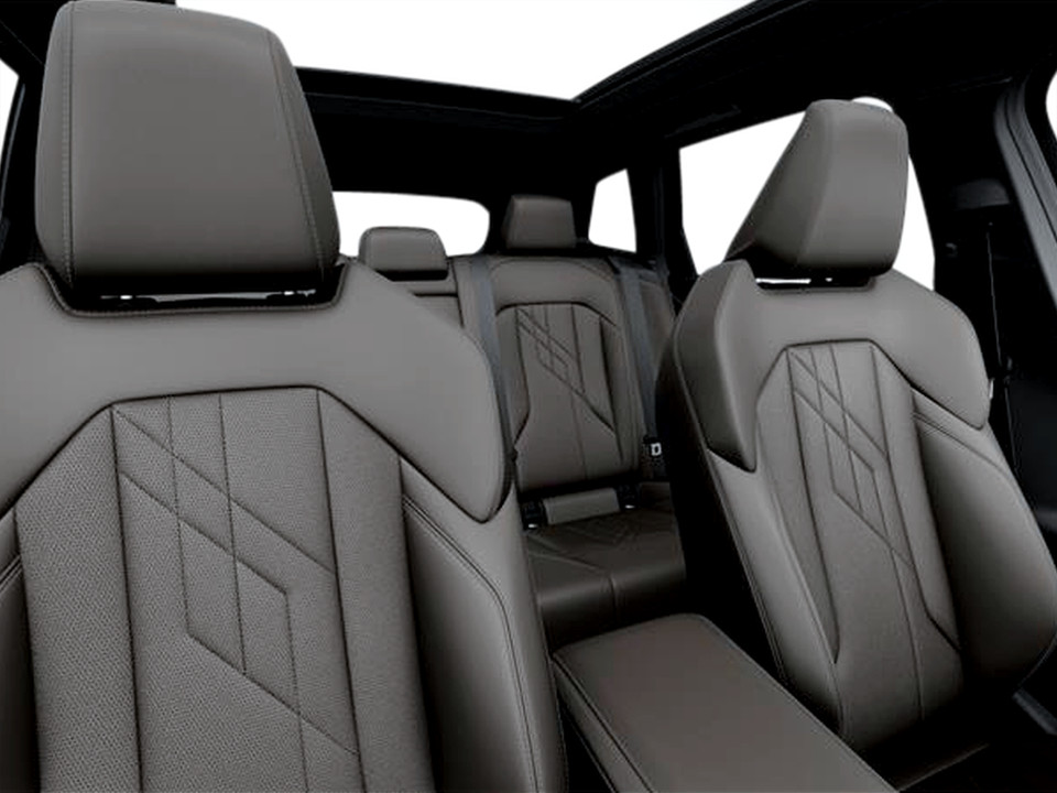 2026 BMW X3 - Image 13