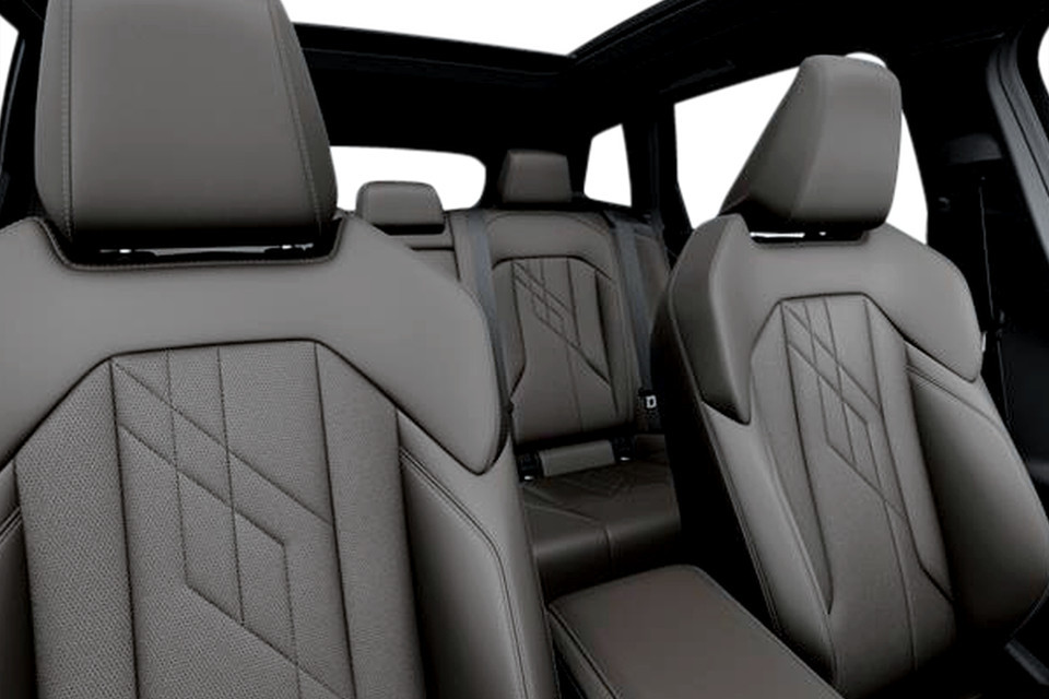 2026 BMW X3 - Image 13