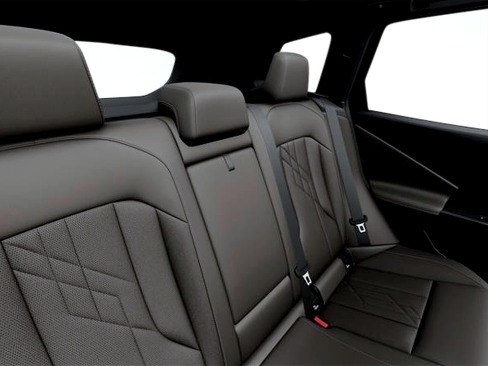 2026 BMW X3 - Image 14