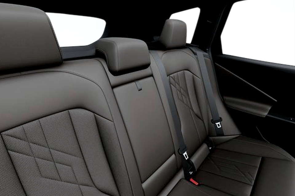2026 BMW X3 - Image 14
