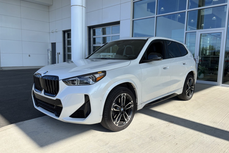 2025 BMW X1 - Image 1