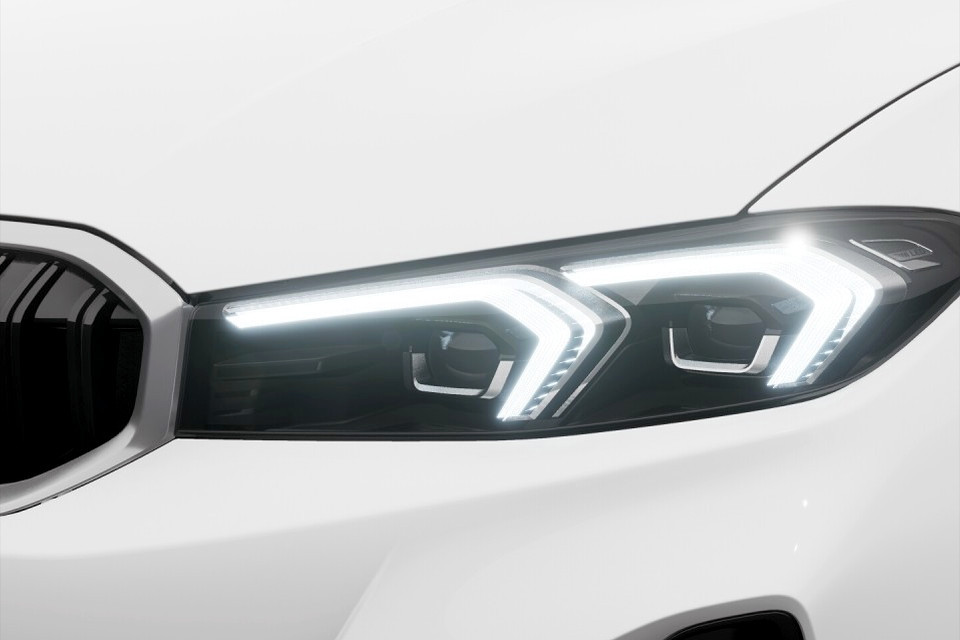 2026 BMW 3 Series - Image 6