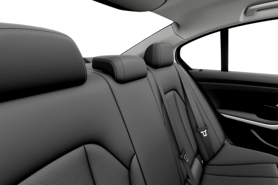 2026 BMW 3 Series - Image 12