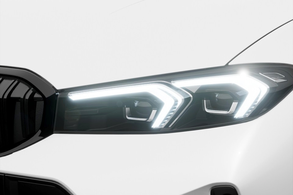 2026 BMW 3 Series - Image 6