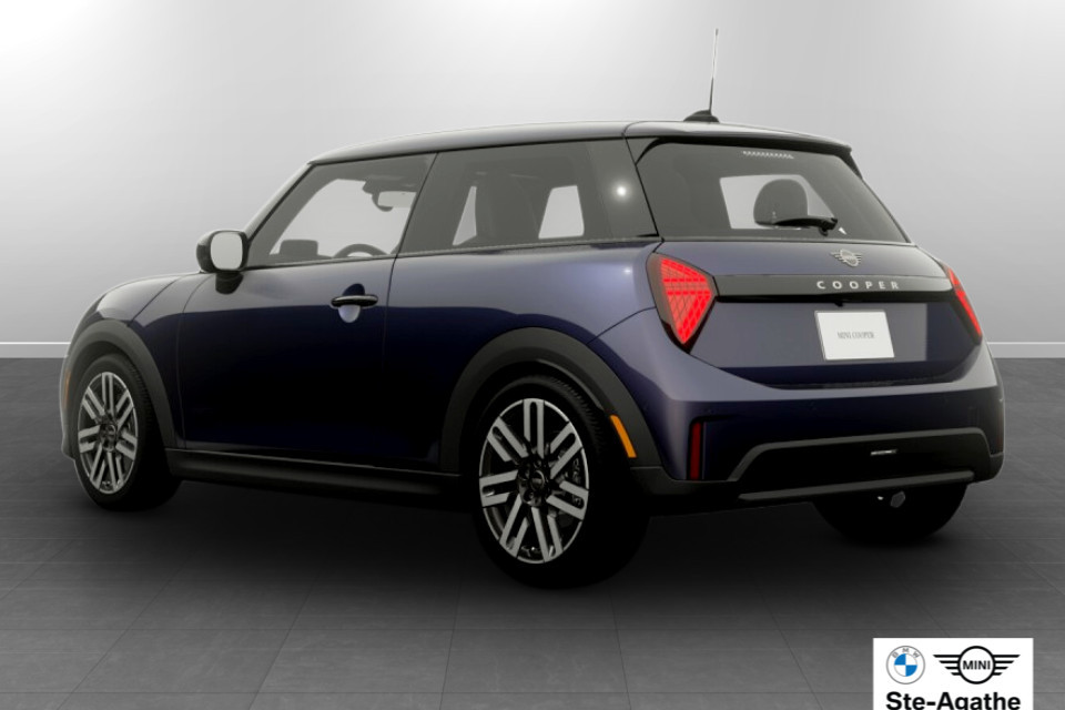 2026 MINI 3 Door - Image 2