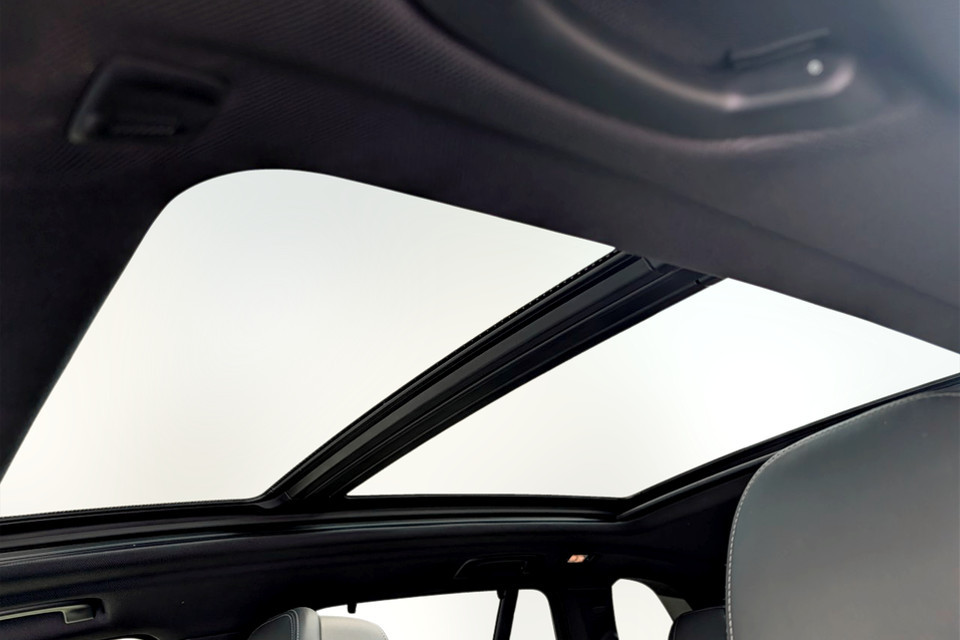 2023 BMW X5 - Image 13