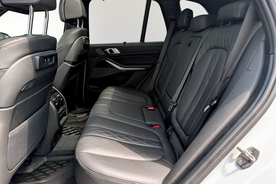 2023 BMW X5 - Image 16