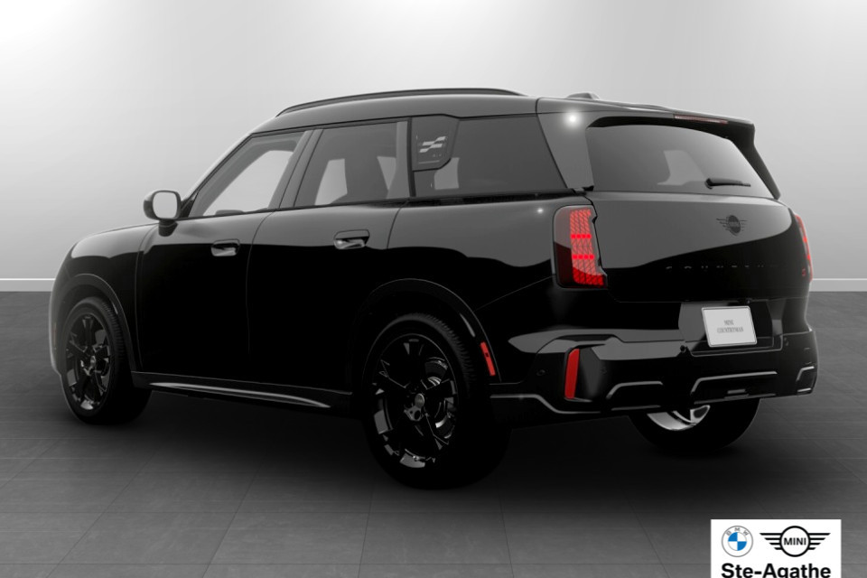 2027 MINI Countryman - Image 2
