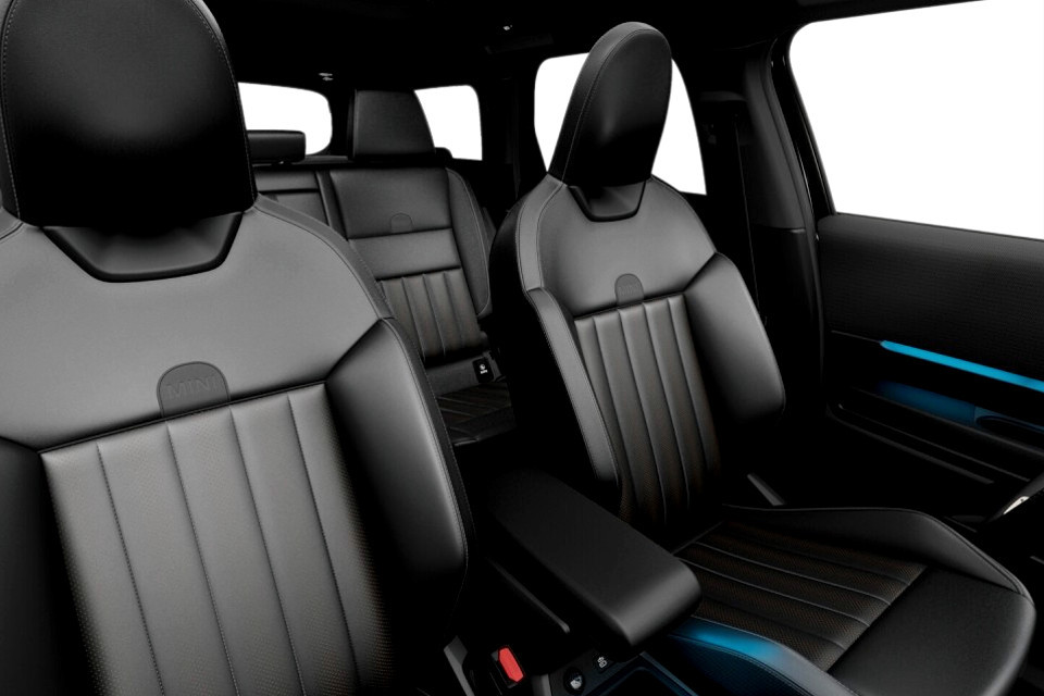 2027 MINI Countryman - Image 12