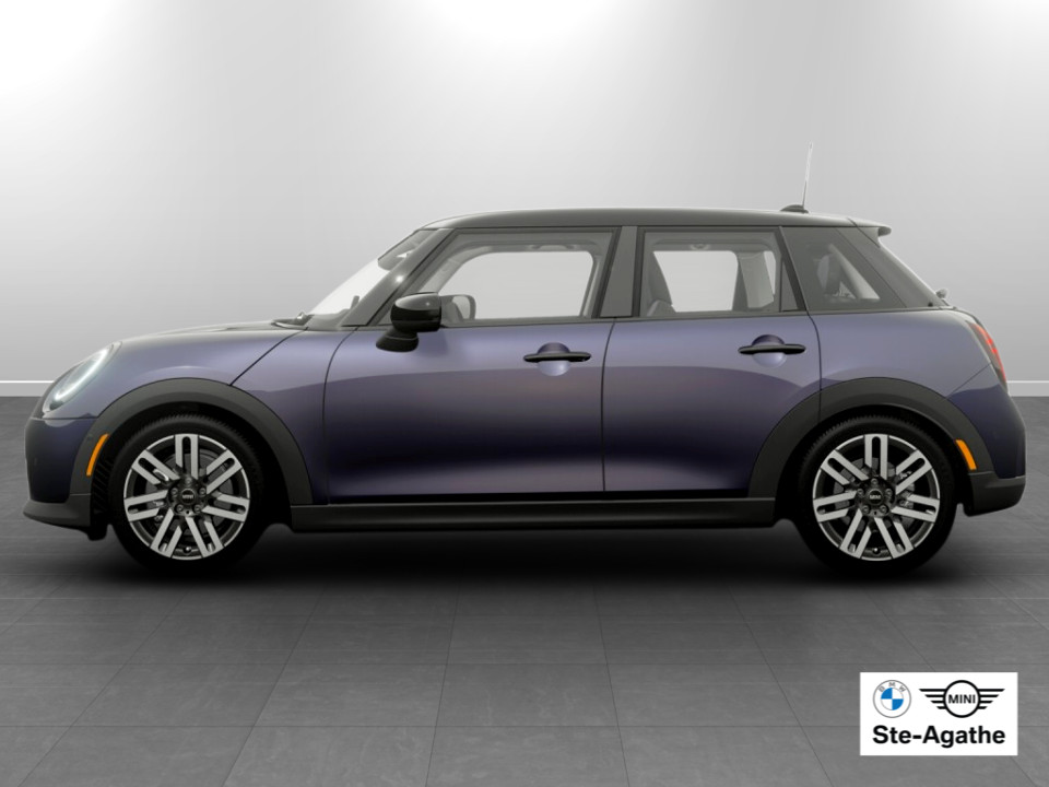2026 MINI 5 Door - Image 4