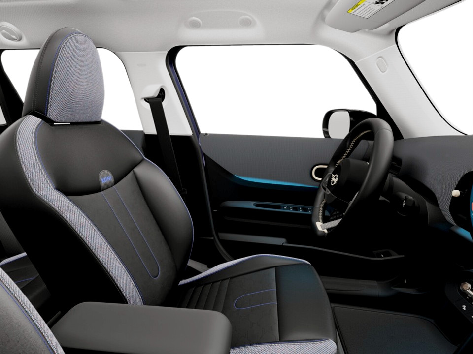 2026 MINI 5 Door - Image 9