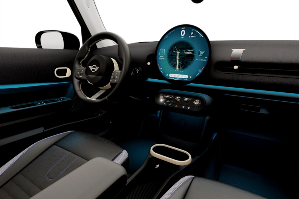 2026 MINI 5 Door - Image 14