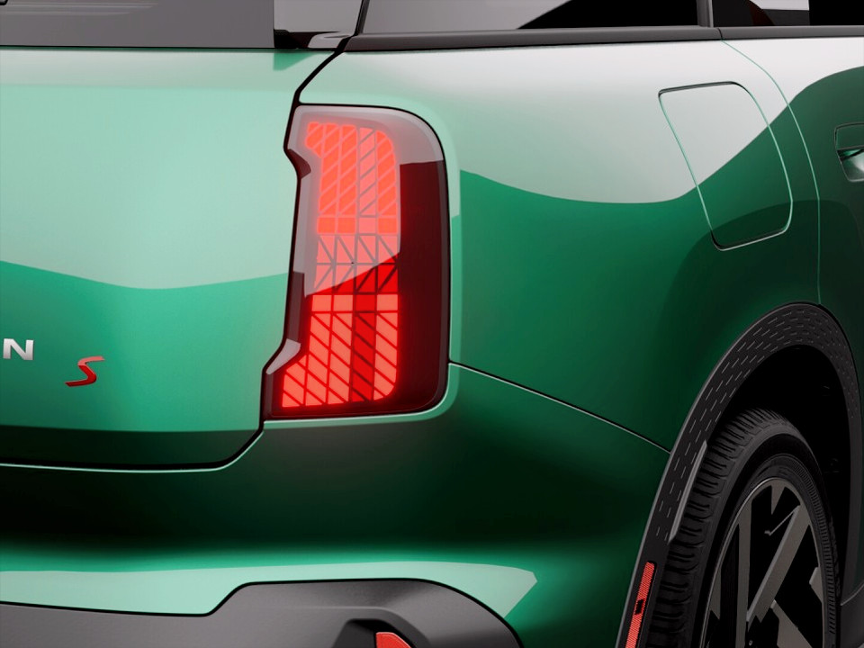 2027 MINI Countryman - Image 12