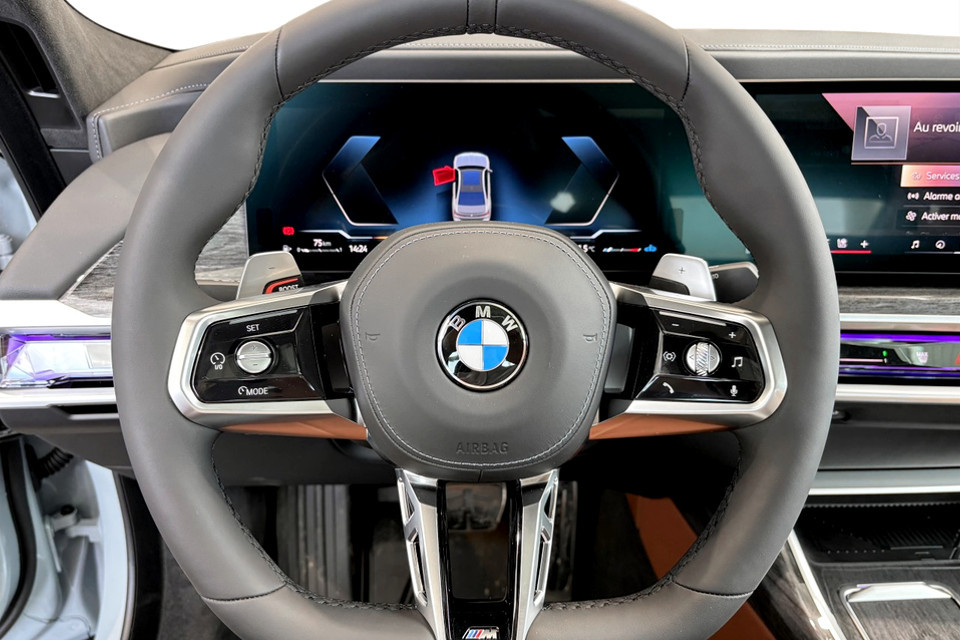 2026 BMW 7 Series - Image 10