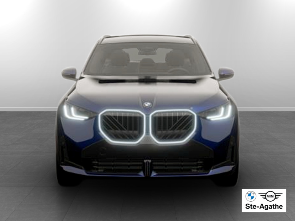 2026 BMW X3 - Image 4