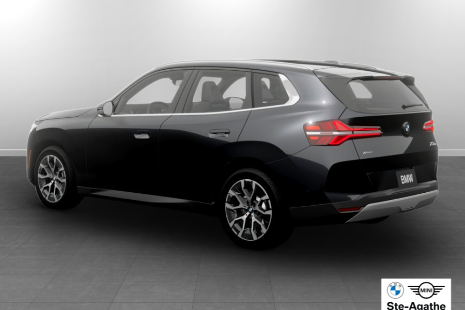 2026 BMW X3 - Image 9
