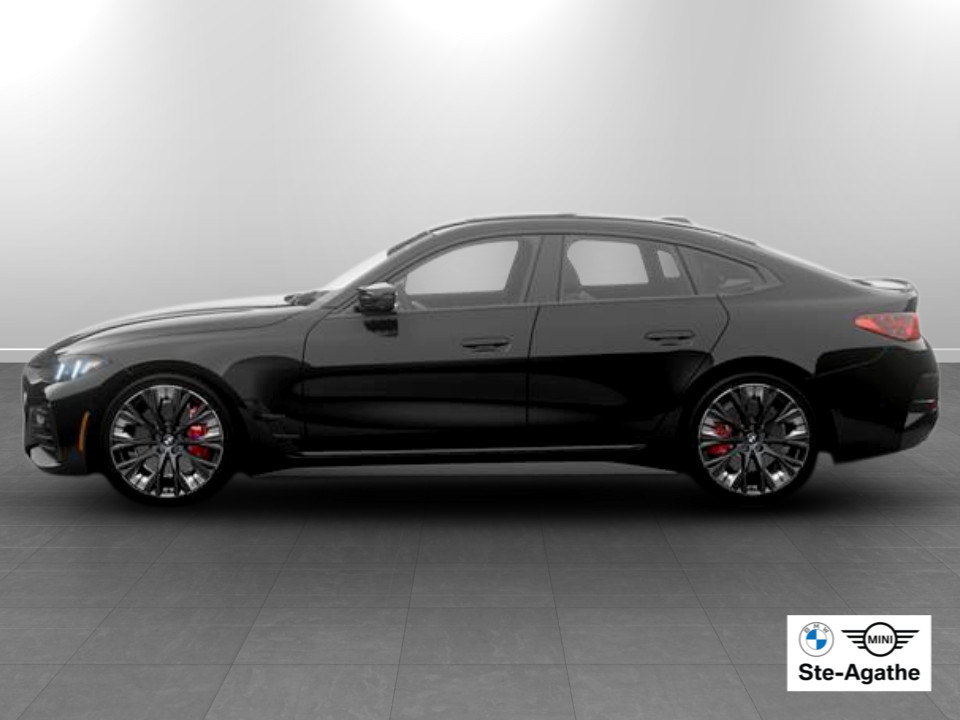 2026 BMW 4 Series - Image 11