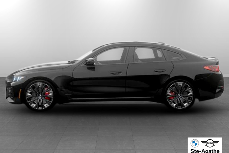 2026 BMW 4 Series - Image 11