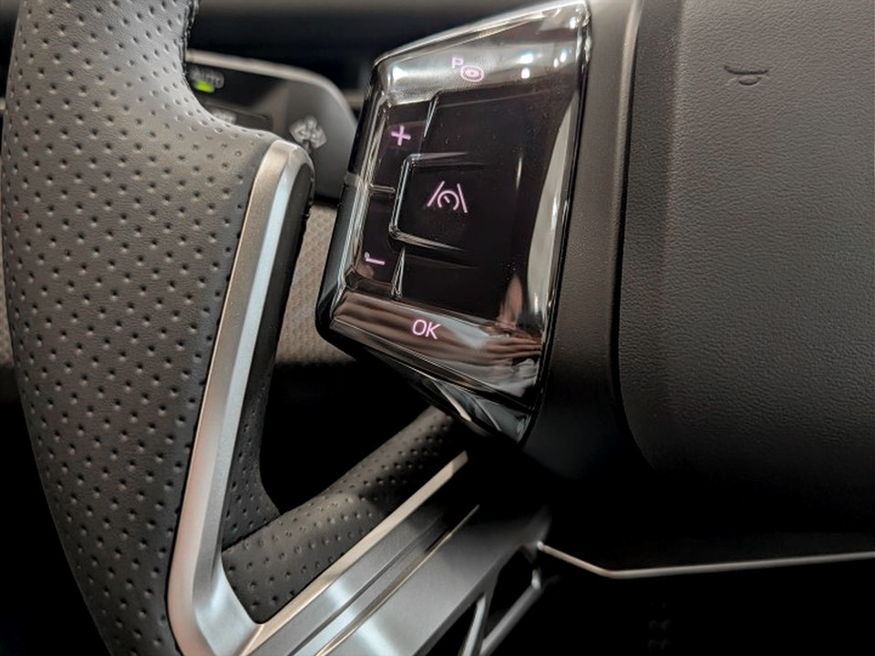 2027 BMW iX3 - Image 11