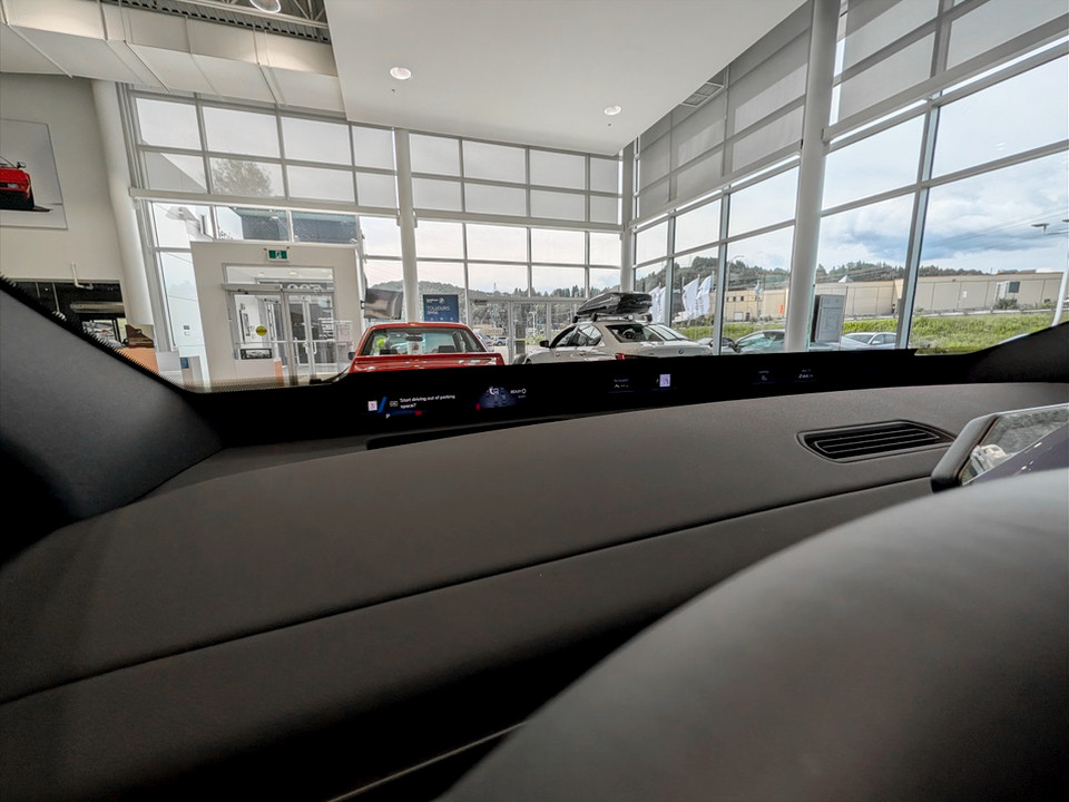 2027 BMW iX3 - Image 18